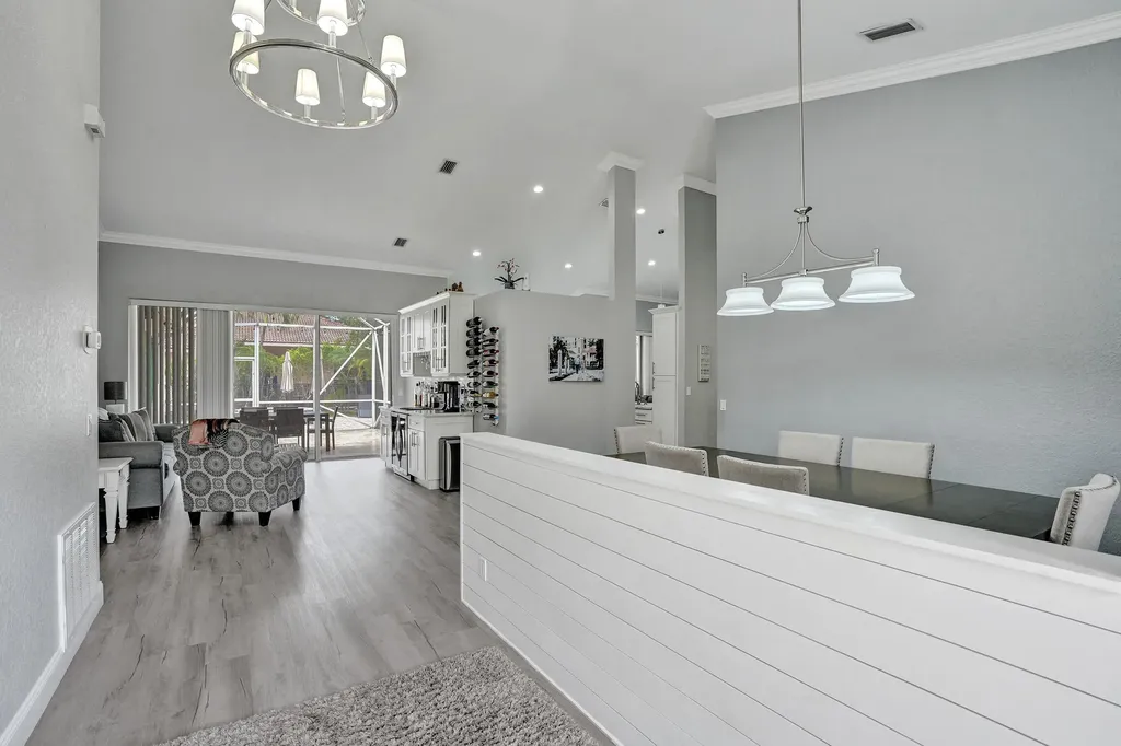5351 NW 57th Terrace Coral Springs FL 33067