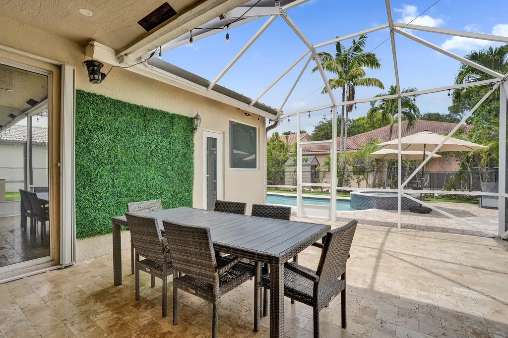 5351 NW 57th Terrace Coral Springs FL 33067