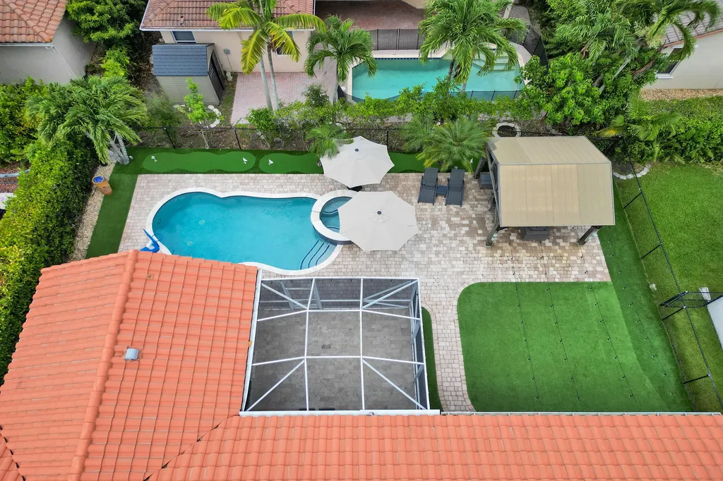 5351 NW 57th Terrace Coral Springs FL 33067