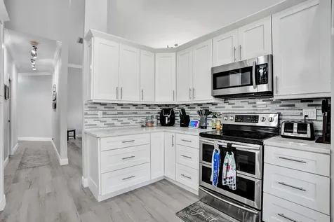 5351 NW 57th Terrace Coral Springs FL 33067