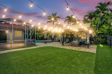 5351 NW 57th Terrace Coral Springs FL 33067