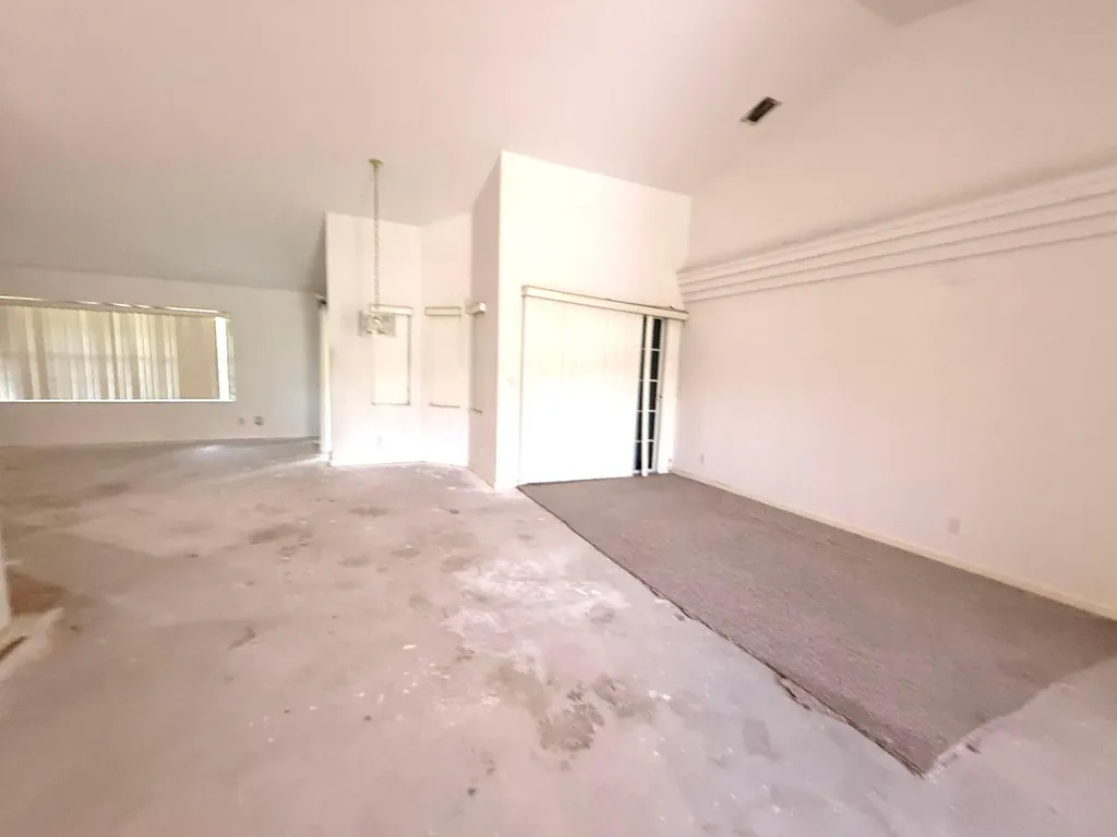 17770 75th Place N The Acreage FL 33470