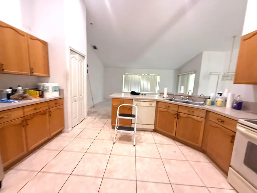 17770 75th Place N The Acreage FL 33470
