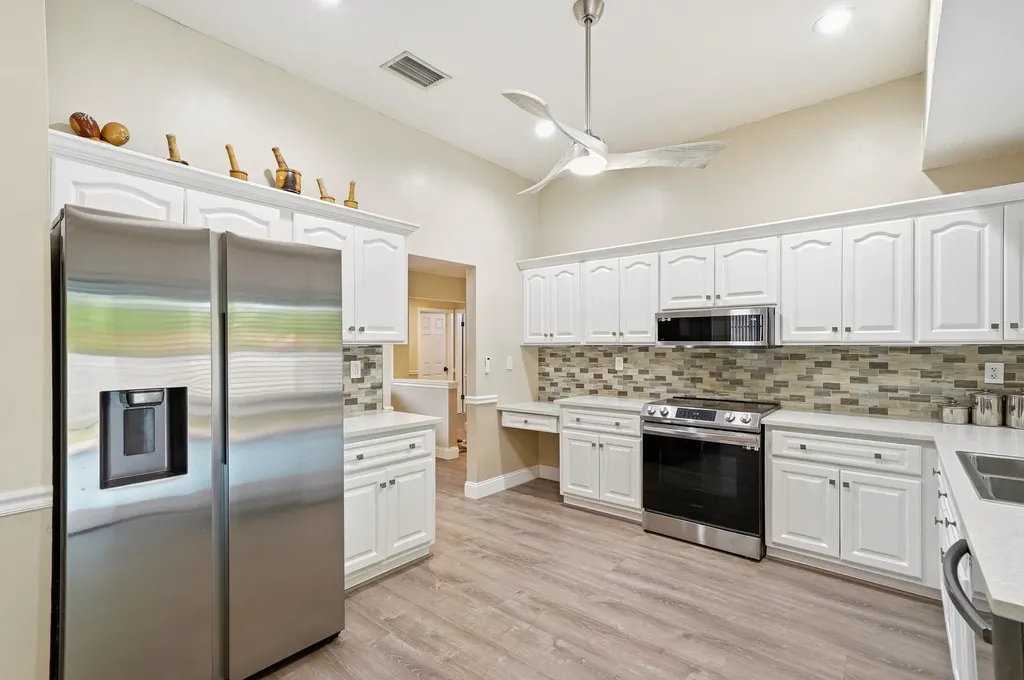 2145 NW 85th Lane Coral Springs FL 33071