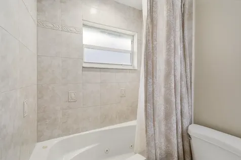 2145 NW 85th Lane Coral Springs FL 33071