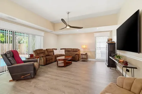 2145 NW 85th Lane Coral Springs FL 33071