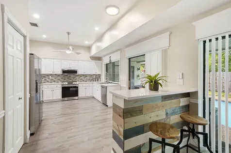 2145 NW 85th Lane Coral Springs FL 33071