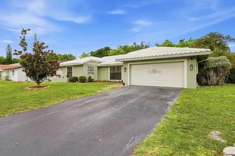 2145 NW 85th Lane Coral Springs FL 33071