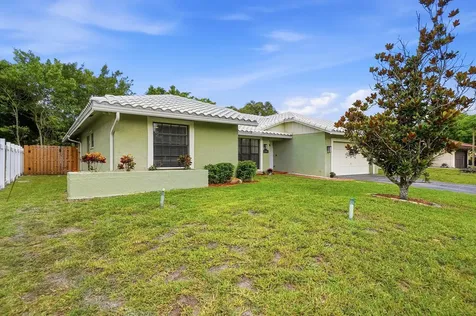 2145 NW 85th Lane Coral Springs FL 33071