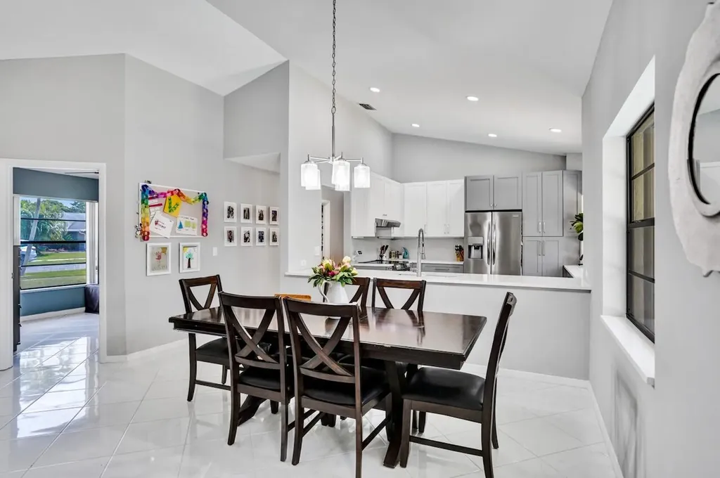54 Cedar Circle Boynton Beach FL 33436