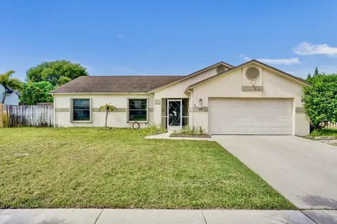 54 Cedar Circle Boynton Beach FL 33436