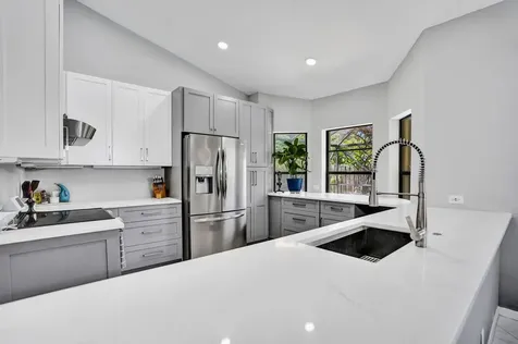 54 Cedar Circle Boynton Beach FL 33436