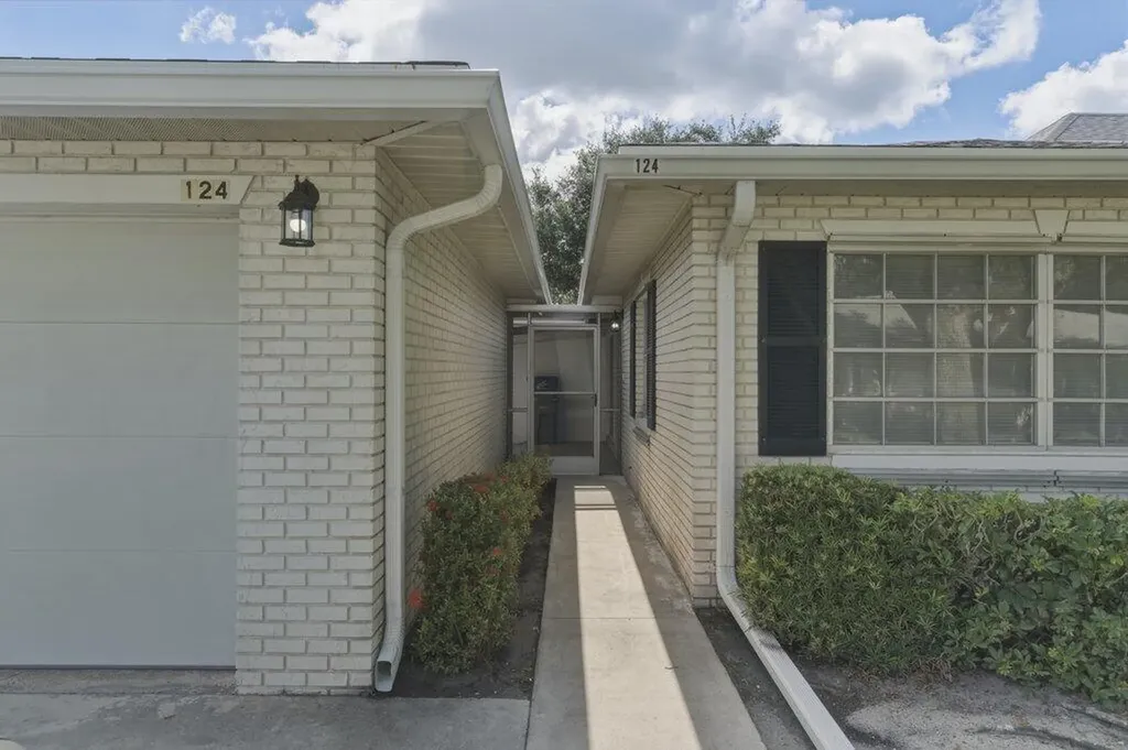 10098 S 42nd Drive Boynton Beach FL 33436