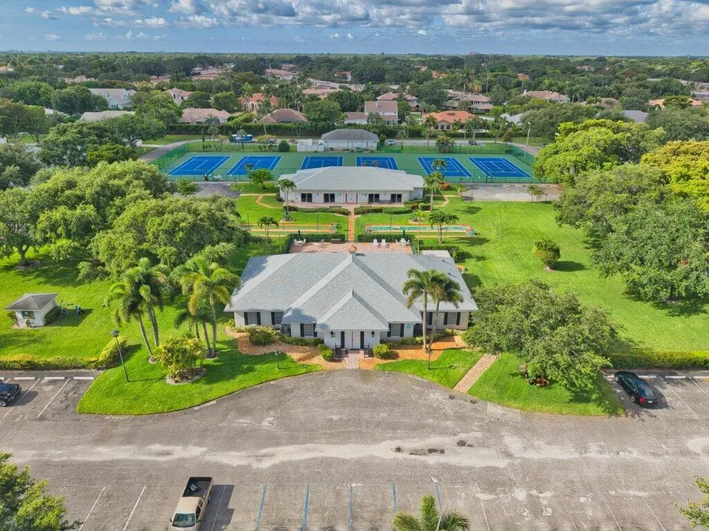 10098 S 42nd Drive Boynton Beach FL 33436