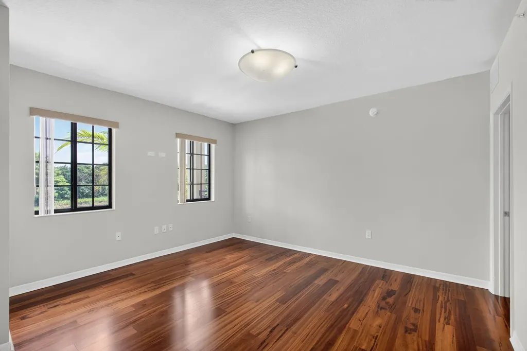 4907 Midtown Lane Palm Beach Gardens FL 33418
