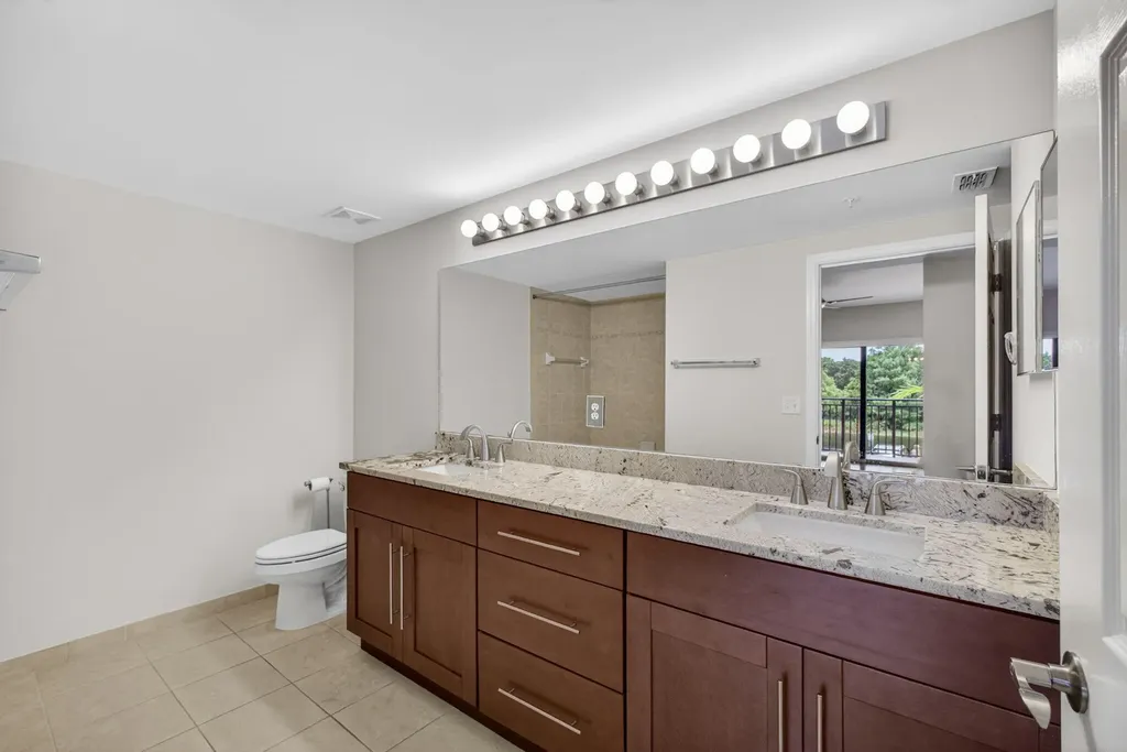 4907 Midtown Lane Palm Beach Gardens FL 33418