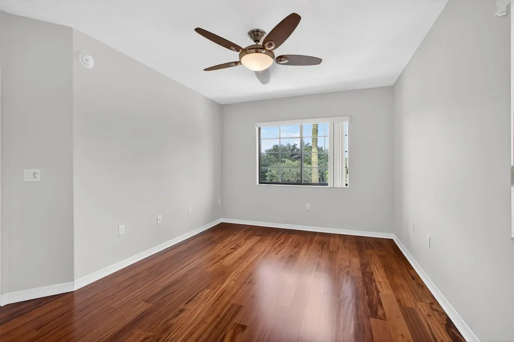 4907 Midtown Lane Palm Beach Gardens FL 33418
