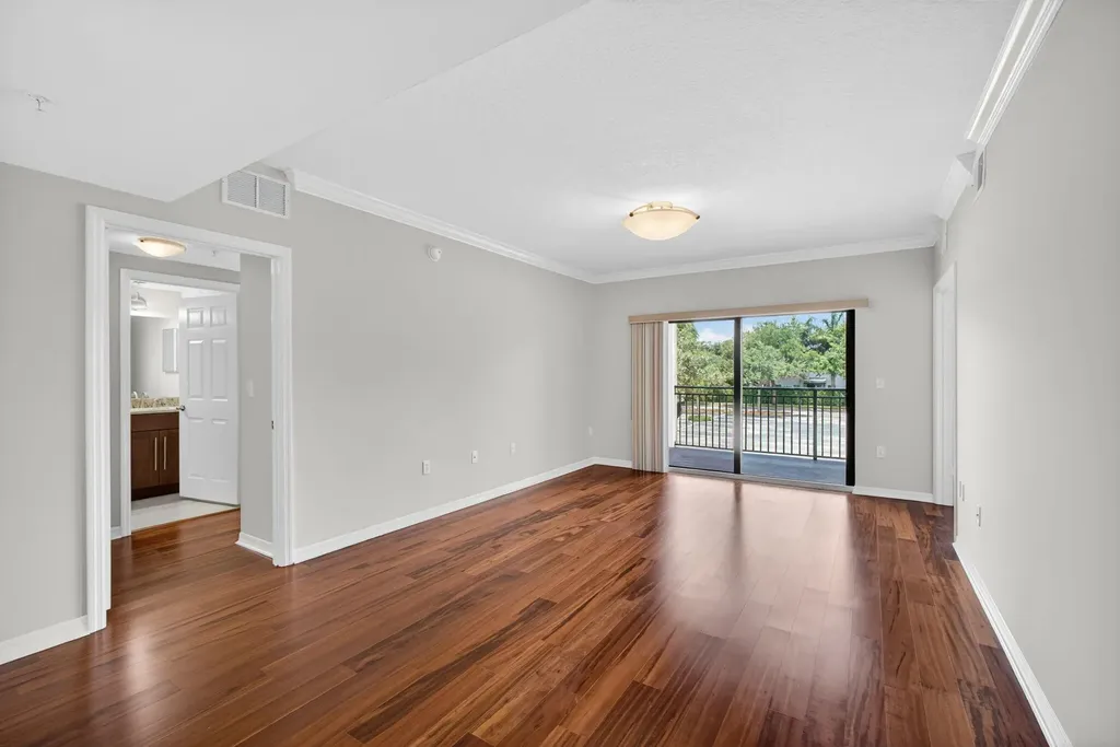 4907 Midtown Lane Palm Beach Gardens FL 33418