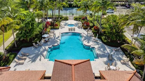 4907 Midtown Lane Palm Beach Gardens FL 33418