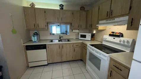 7911 Southgate Boulevard North Lauderdale FL 33068