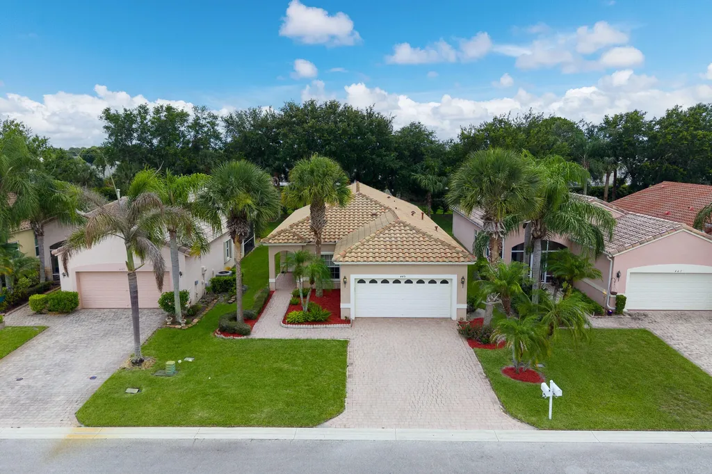 445 NW Lismore Lane Port St Lucie FL 34986