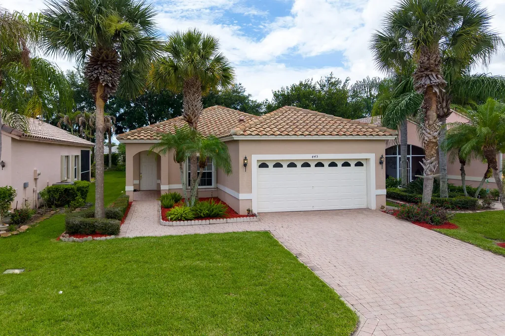 445 NW Lismore Lane Port St Lucie FL 34986