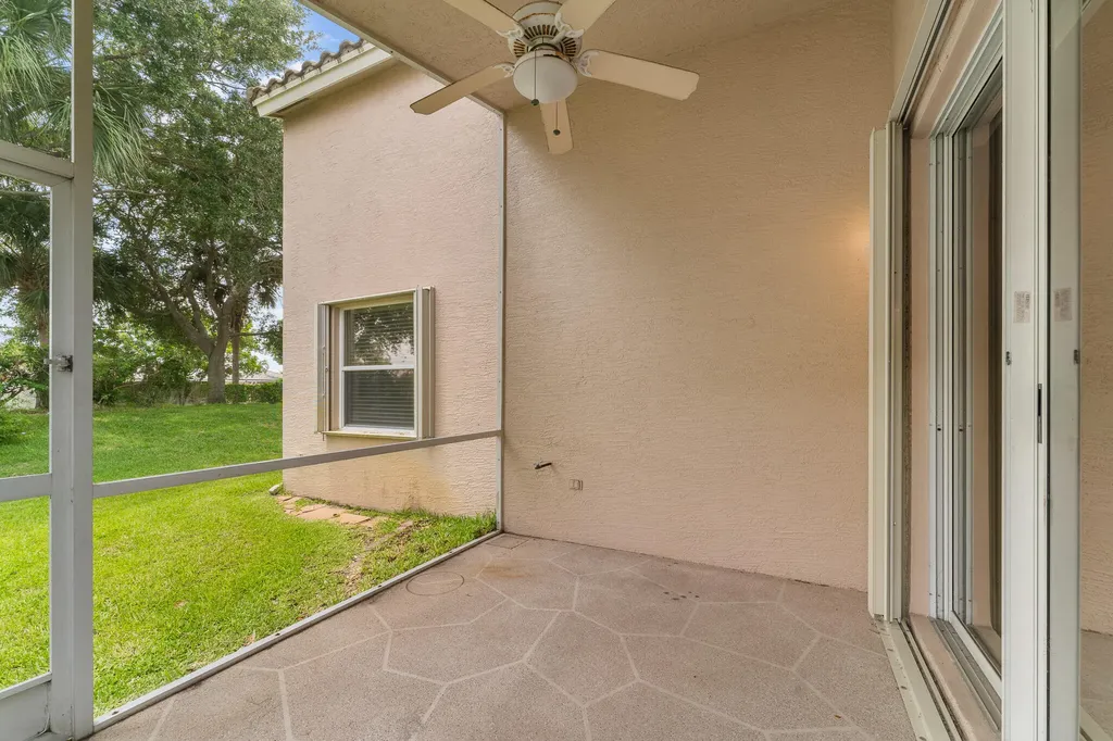 445 NW Lismore Lane Port St Lucie FL 34986