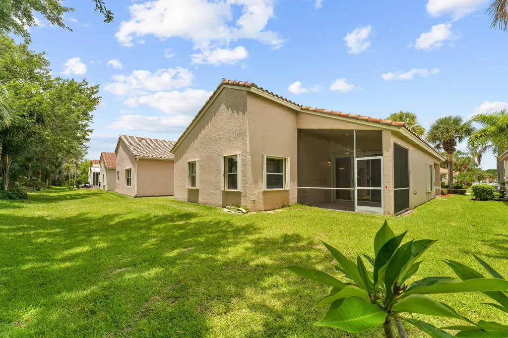 445 NW Lismore Lane Port St Lucie FL 34986
