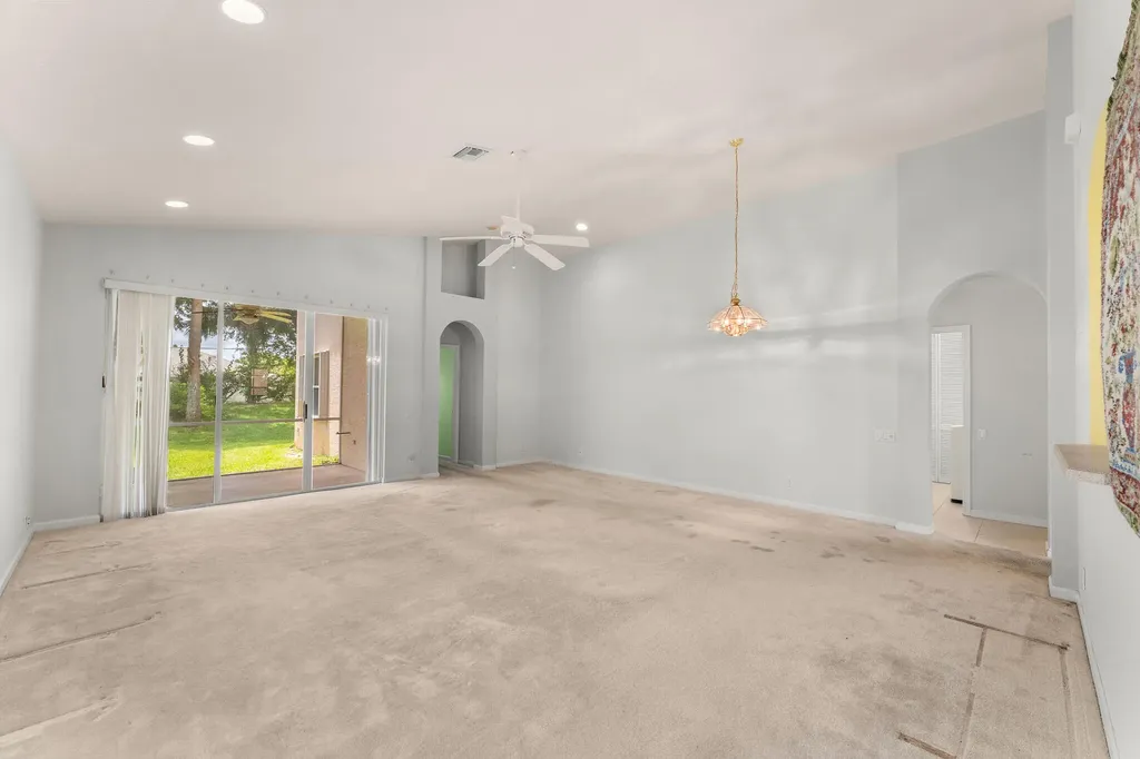 445 NW Lismore Lane Port St Lucie FL 34986
