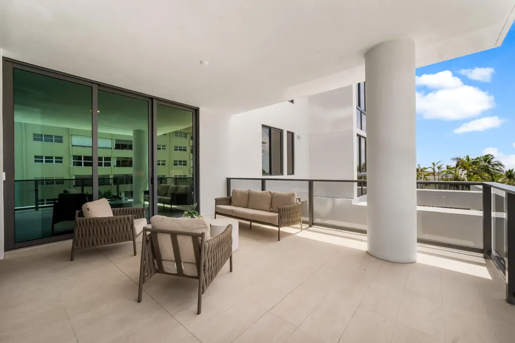 305 Briny Avenue Pompano Beach FL 33062