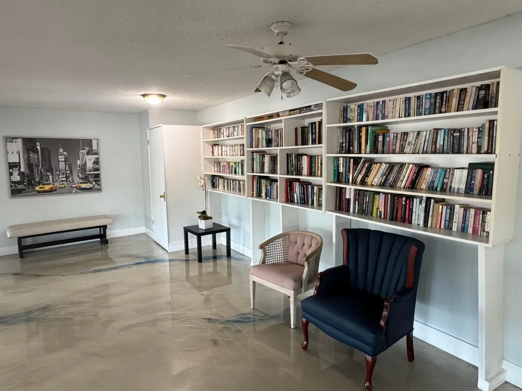 9370 SW 8th Street Boca Raton FL 33428