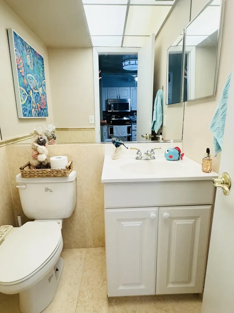 9370 SW 8th Street Boca Raton FL 33428
