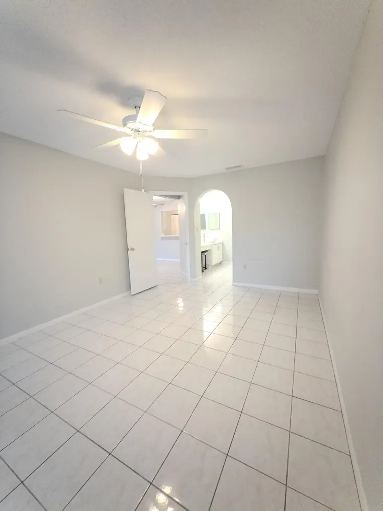 9867 NW 1st Court Plantation FL 33324