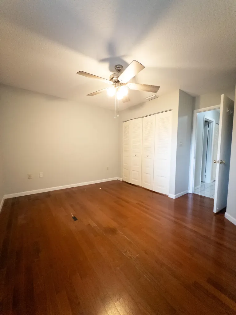 9867 NW 1st Court Plantation FL 33324