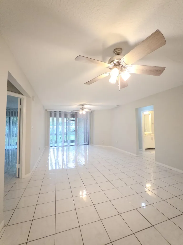 9867 NW 1st Court Plantation FL 33324