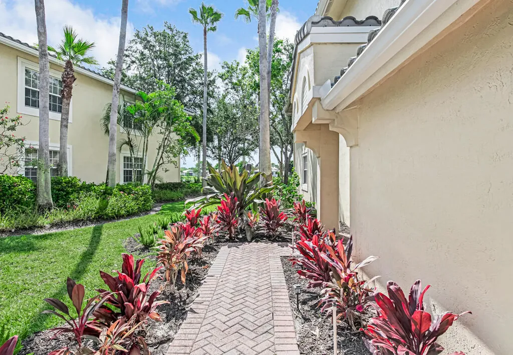 9778 Bowline Drive West Palm Beach FL 33411