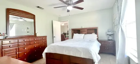 617 NW Thuringer Street Street NW Palm Bay FL 32907