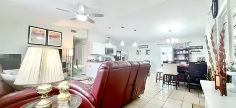 617 NW Thuringer Street Street NW Palm Bay FL 32907