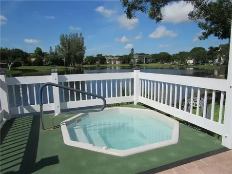 3760 Inverrary Drive Lauderhill FL 33319