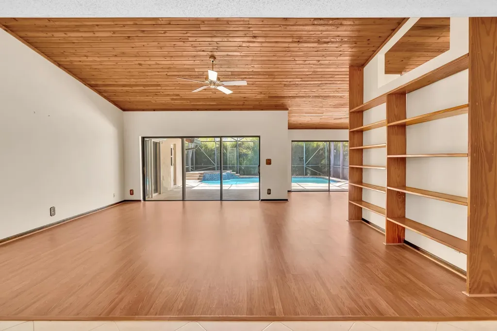 7908 NW 85th Terrace Tamarac FL 33321