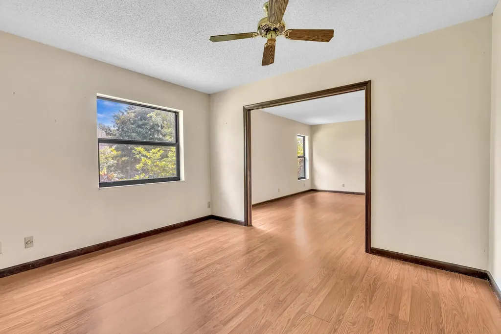 7908 NW 85th Terrace Tamarac FL 33321