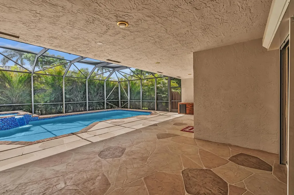 7908 NW 85th Terrace Tamarac FL 33321