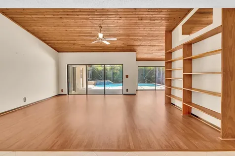 7908 NW 85th Terrace Tamarac FL 33321