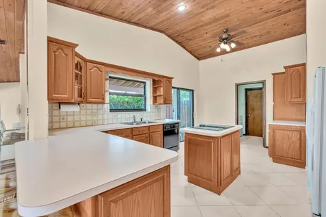 7908 NW 85th Terrace Tamarac FL 33321
