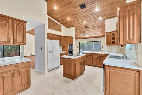 7908 NW 85th Terrace Tamarac FL 33321