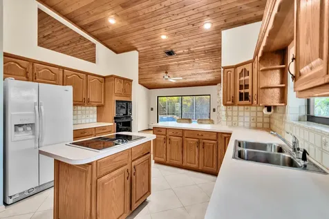 7908 NW 85th Terrace Tamarac FL 33321
