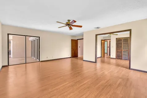7908 NW 85th Terrace Tamarac FL 33321