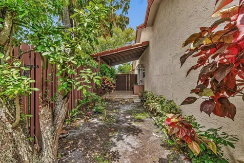 7908 NW 85th Terrace Tamarac FL 33321