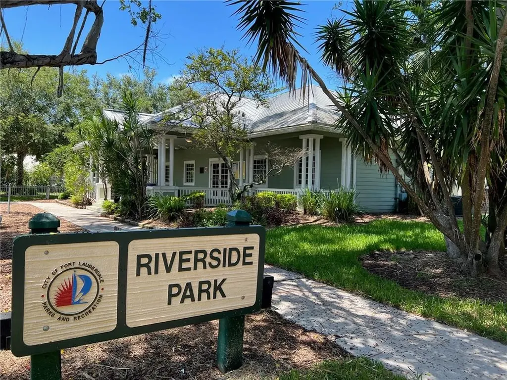 1415 SW 9th Street Fort Lauderdale FL 33312