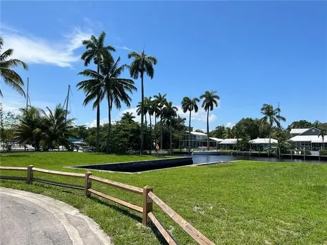 1415 SW 9th Street Fort Lauderdale FL 33312